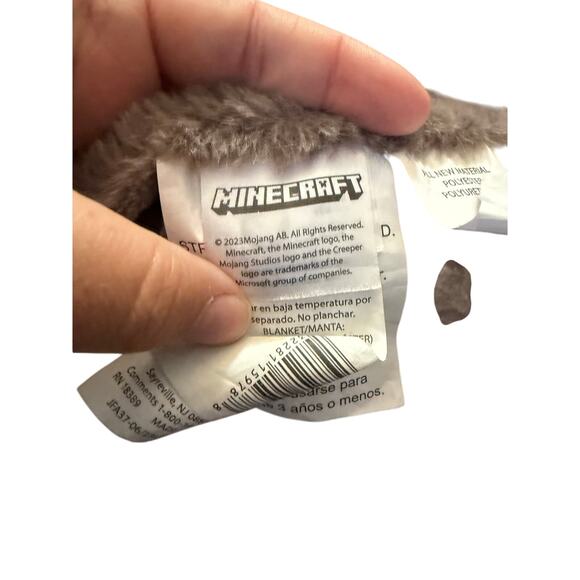 Minecraft Legends Hooded Kids Blanket Piglin Runt - Picture 2 of 7